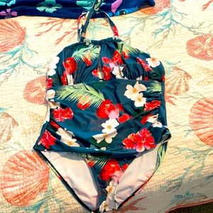 Halter neck swimsuit